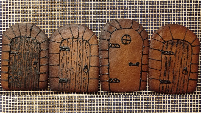 Elf doors Wichteltueren